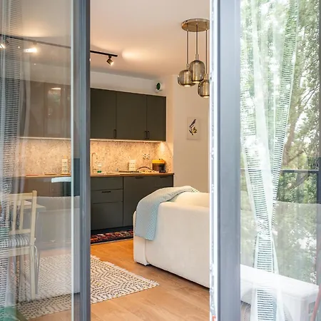 Modern - 50m2, Parking & Balcony - By Rentujemy Apartmán *