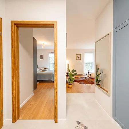 Modern - 50m2, Parking & Balcony - By Rentujemy
